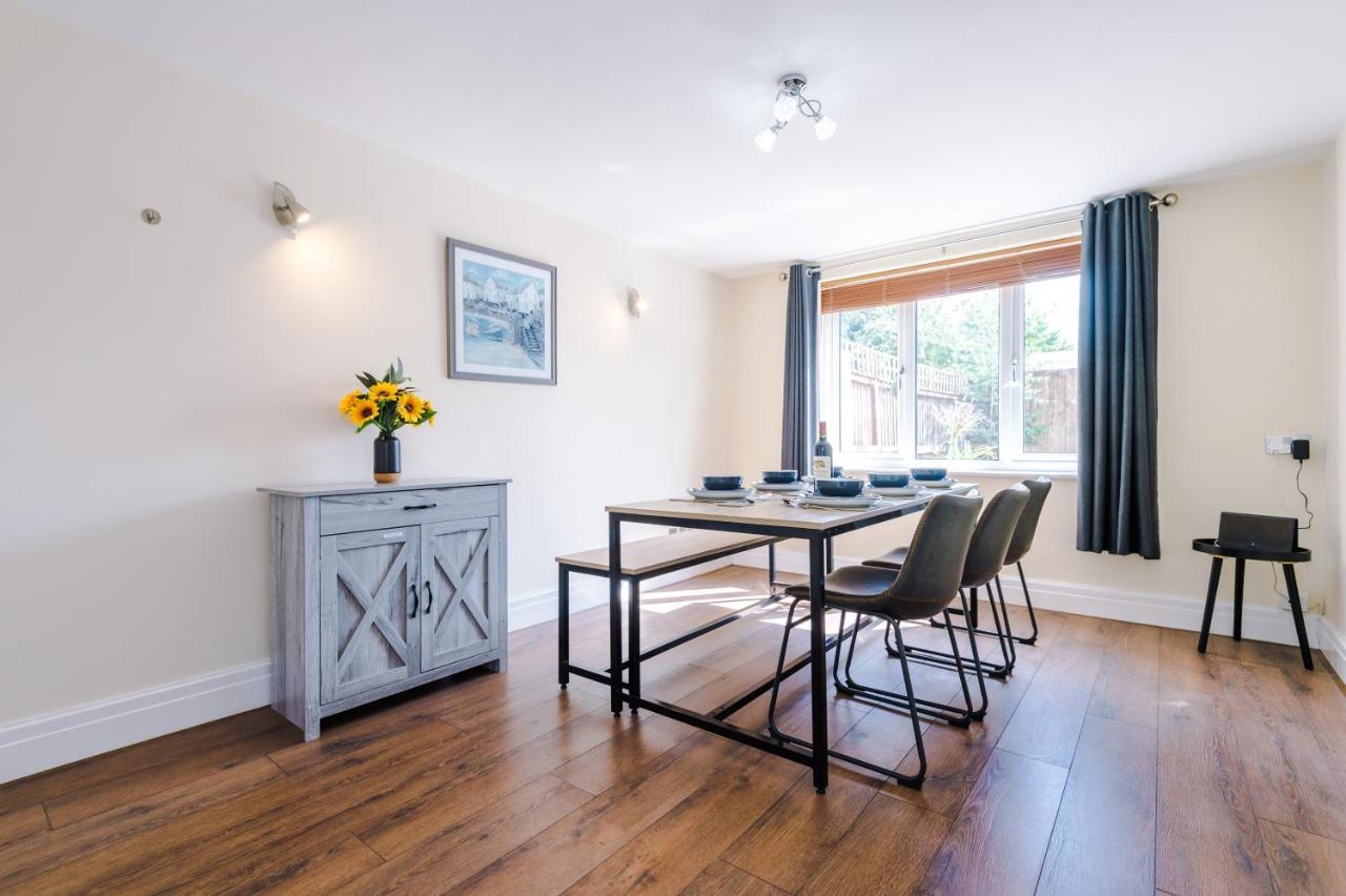 Charming 3-Bed Cottage In Chester, Ideal For Families & Workers, Free Parking - Sleeps 7 Exteriör bild