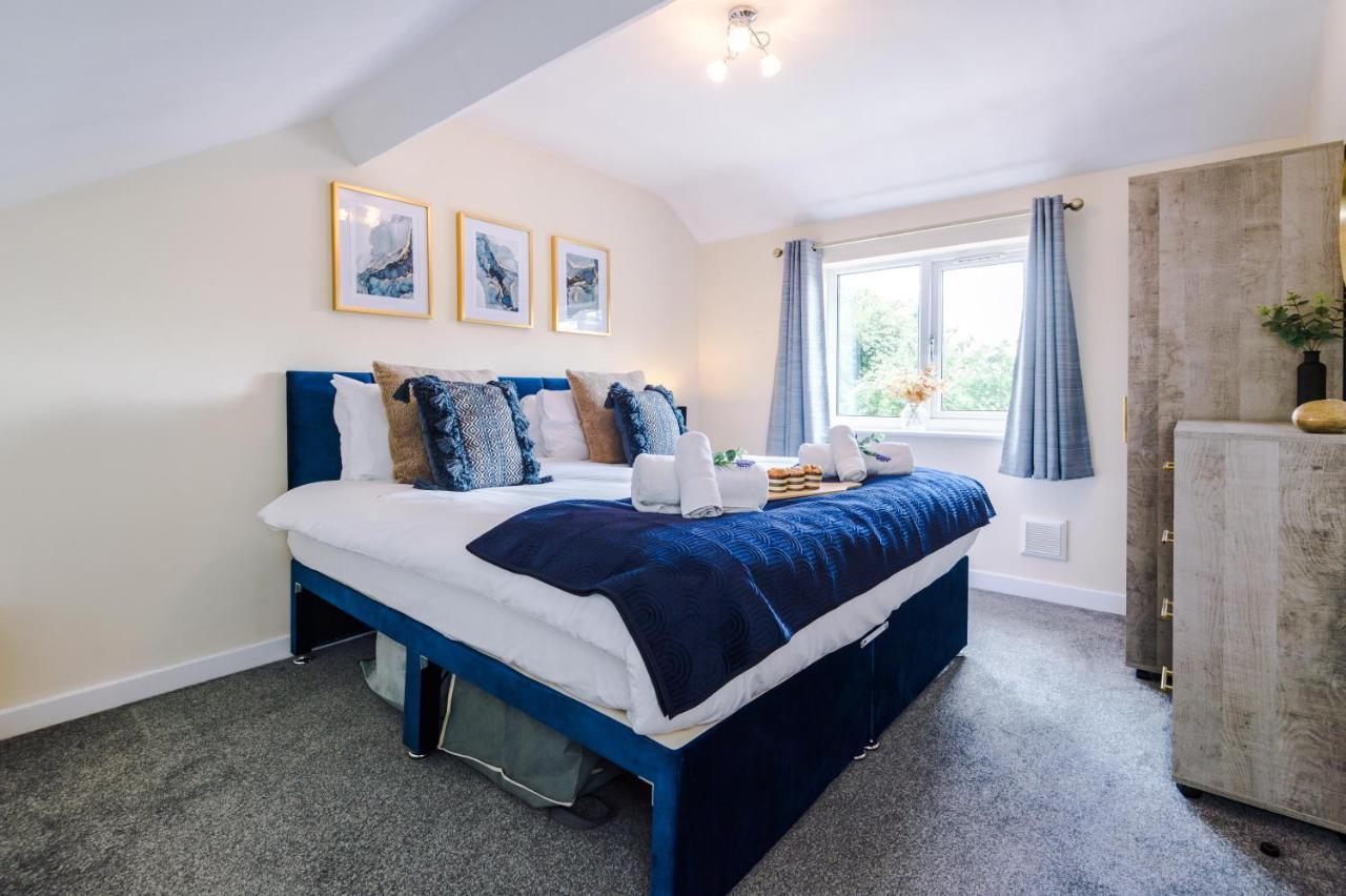 Charming 3-Bed Cottage In Chester, Ideal For Families & Workers, Free Parking - Sleeps 7 Exteriör bild